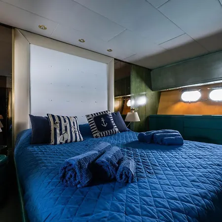 船屋 Yacht San Lorenzo 22