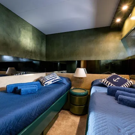 船屋 Yacht Dreams Experience *