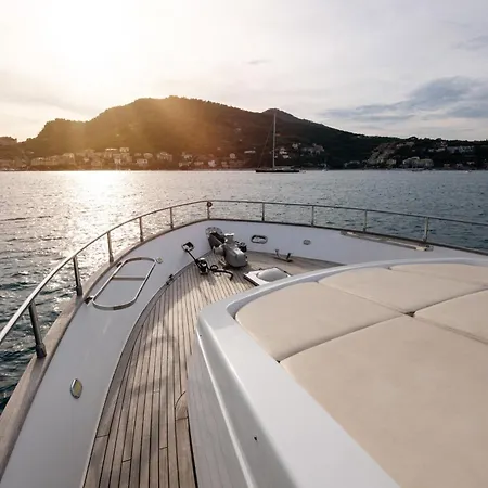 Yacht Dreams Experience