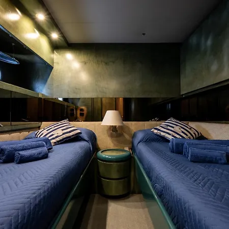 Yacht Dreams Experience