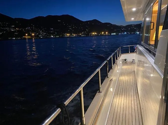 Yacht San Lorenzo 22 Hotel en barco *